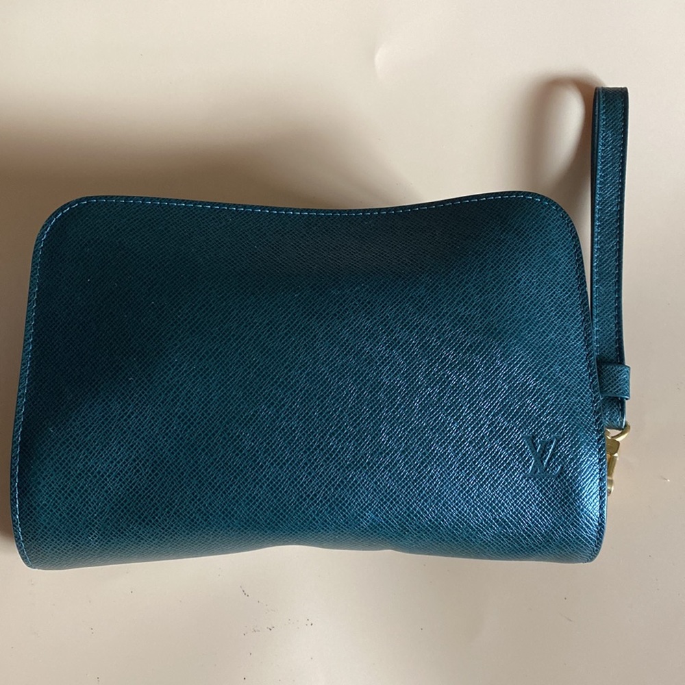 Louis Vuitton Clutch